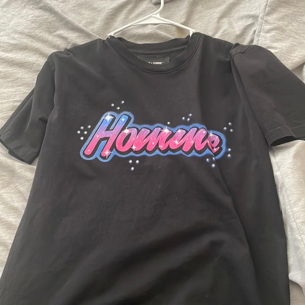 Homme Femme tshirt size small